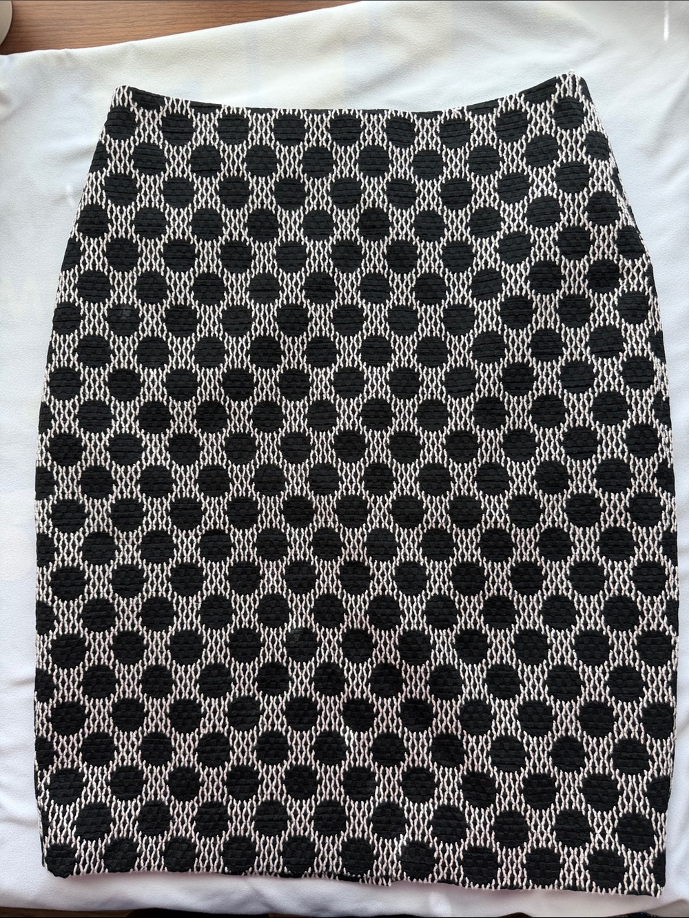 Ann Taylor Factory Jacquard Pencil Skirt Black White Polka Dot